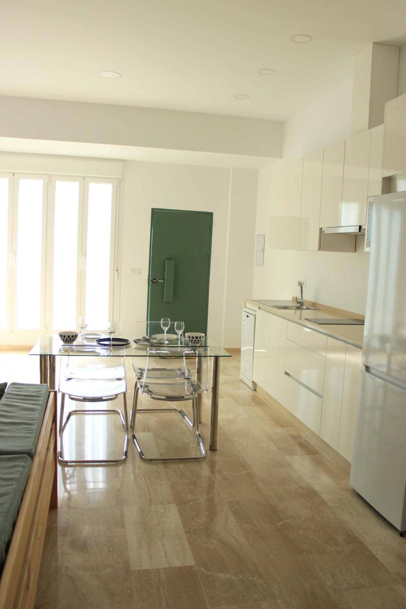 Nuevo Estudio Moderno, Agradable Y Comodo Sewilla